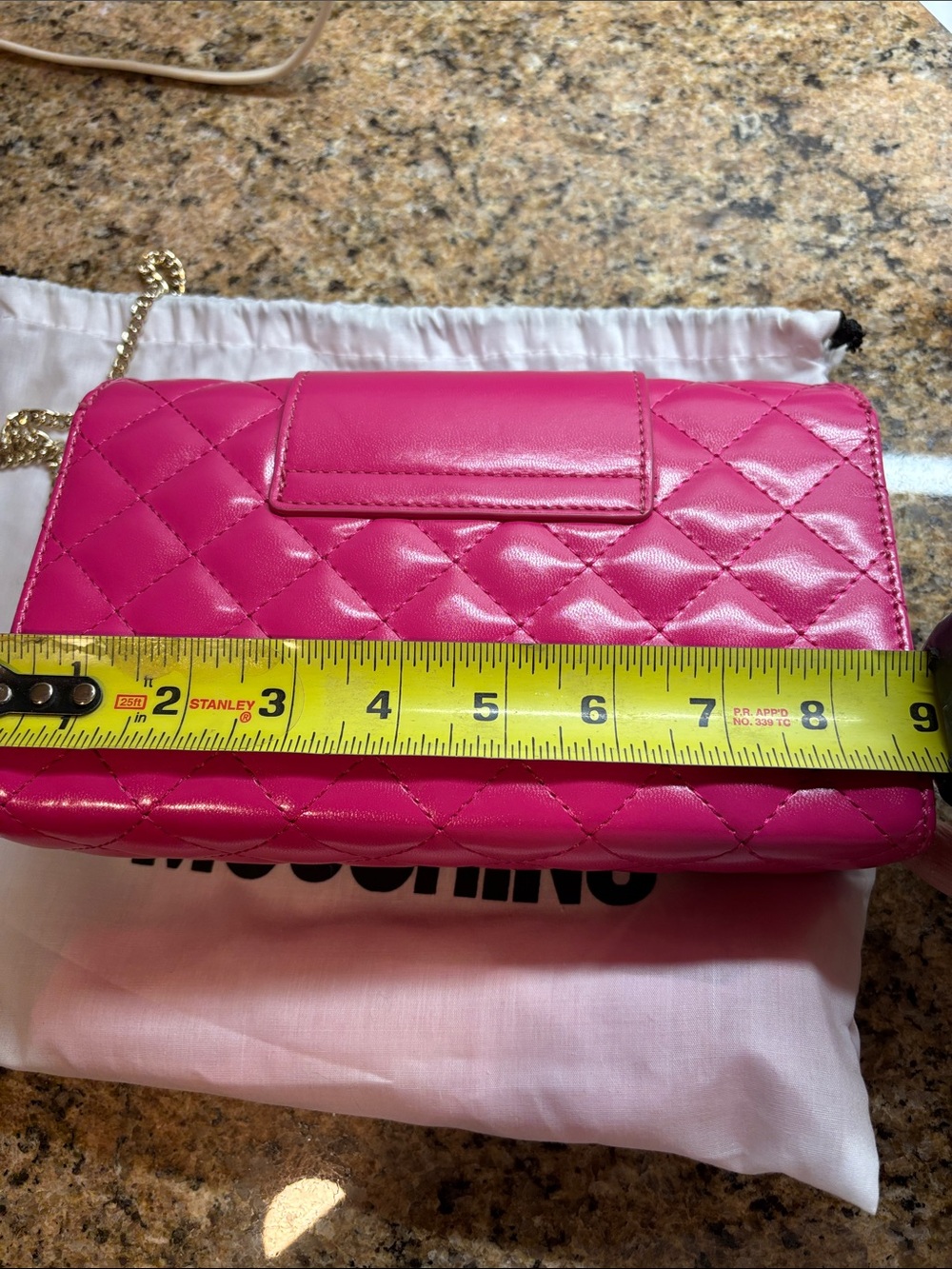 Love Moschino Hot Pink Quilted Crossbody with Gold Hardware - Picture 7 of 7